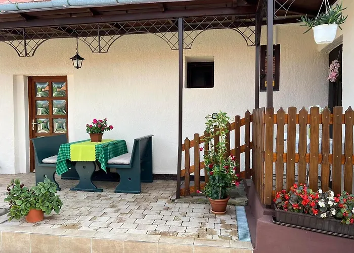 בית נופש Becehegyi Vendeghaz *