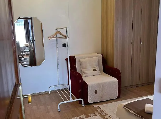 Becehegyi Vendeghaz * Balatongyörök