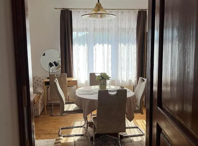 Becehegyi Vendeghaz *