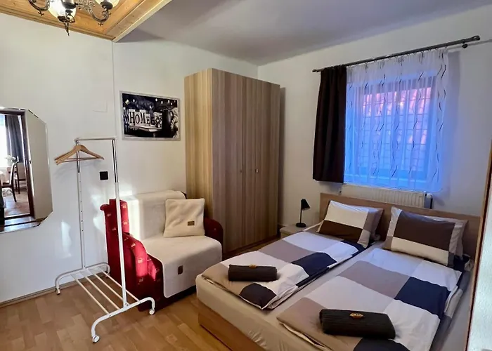 Becehegyi Vendeghaz Feriehus *