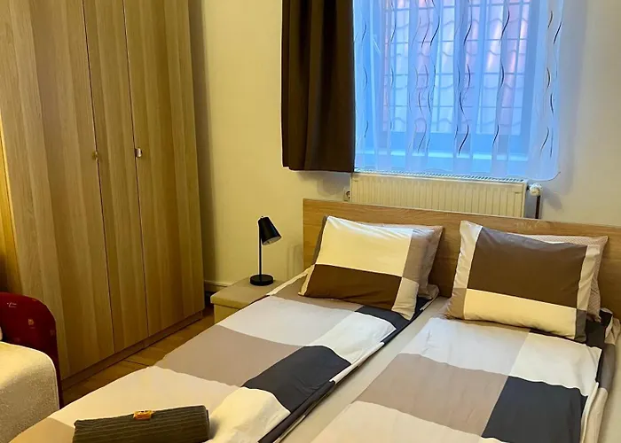 Feriehus Becehegyi Vendeghaz Balatongyörök